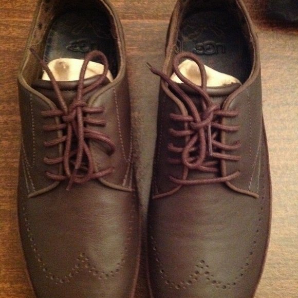 UGG Men's Cali Wing Toe Derby Dark Brown Leather casual shoes 11.5M - New in Box - Picture 1 of 8